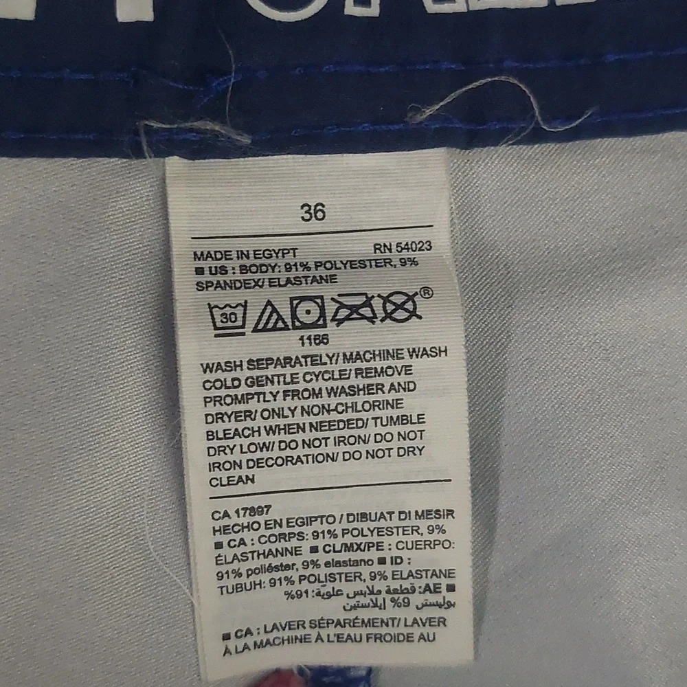 Old Navy dive into